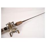 1930' Pflueger Nobby Baitcasting Reel w Metal Rod