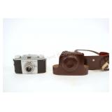 VTG Kodak Pony 135 Camera w Original Leather Case