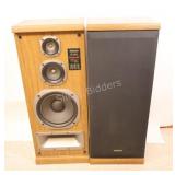 Pair of Toshiba 3-Way Speakers - 200w