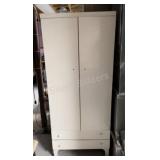 Metal Two Door w Lower Drawers Cabinet