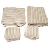 Earo- 4-PC Bathroom Towel Set