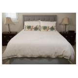 Queen Button Duvet Set w Shams & Toss Cushions