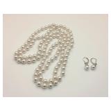 VTG Faux Pearl Necklace w Decorative Clasp
