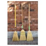 Mastercraft Medium Duty Corn Brooms