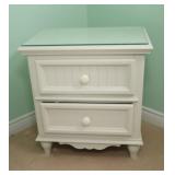 Bassett Cottage / Shabby Chic Night Stand (2-2)