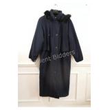 Classique Lone Outer Wear Winter Coat, Size XL