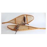 VTG Huron-Style Wooden Snowshoes w Bindings