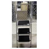 Three Step Metal Folding Step Ladder