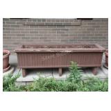 Retro Pine Footed Plant Box & Plastic Containers