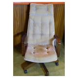 Vintage Oak Swivel High Back Chair