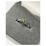 10KT Gold Green Diamond Ring