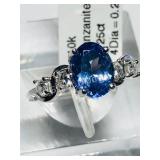10KT Gold Tanzanite & Diamond Ring