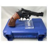 Smith & Wesson 48-7 22 M.R.F.