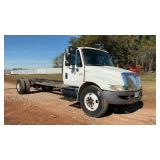 2002 International 4300 Chassis Truck 4X2