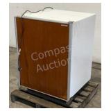 2000 Subzero Mini Refrigerator And/Or Freezer 249R
