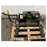 5th Wheel Hitch CP07054