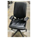 Steelcase Rolling Office Chair Gesture