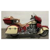 2016 Indian Roadmaster (Two-Tone)