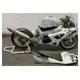 *ESTATE* 2002 Suzuki GSX-R600K