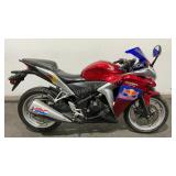 *ESTATE* 2011 Honda CBR250R