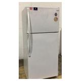 2017 Whirlpool Refrigerator WRT314TFDW00