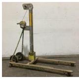 Vermette Machine Co 500 LB Manual Material Lift
