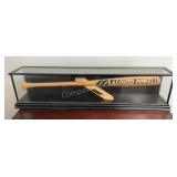 Alonzo Powell Bat Memorabilia