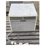 Frigidaire Window AC Unit FFRH18L2R2