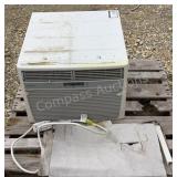 Frigidaire Window AC Unit FFRH18L2R2