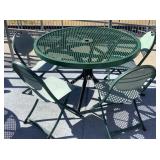 Outdoor Table & Chairs