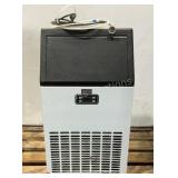 Home Ice Maker HME030276N