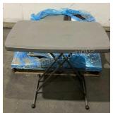 (10) Plastic Folding TV Trays