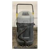Nilfisk Advance VL500 Wet/Dry Vacuum 107409093