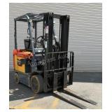 Toyota 36V 4400LB Electric Forklift 7FBOU25
