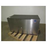 Manitowoc Ice Maker Without Storage-