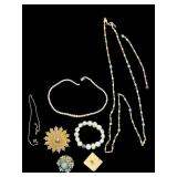 8pc Jewelry Lot Pearls 12K Chain