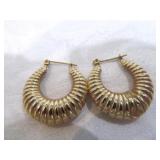 14k Gold Shrimp Earring Pair - Approx 3.5 Grams