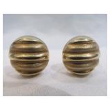 14k Gold Stud Clasp Back Earrings