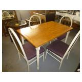 Wood Spindle Dinette & Set of 4 Dining Chairs