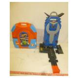 HotWheels Garage & HotWheels Portable Race Track