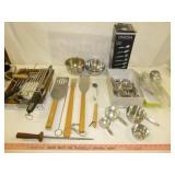 Kitchen & BBQ Grill Utensils / Kitchen Gadgets