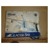 Glacier Bay Kitchen Faucet & Spray Set - NOS