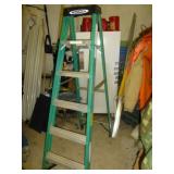 Werner 6ft Fiberglass Folding Ladder