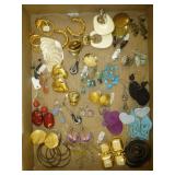 Estate Fashion & Costume Earrings - Pairs