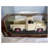 Road Legends 1953 Ford Pickup 1:18 Scale Die Cast