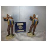 3pc John Wayne Porcelain Figures & Medallion FMVFD