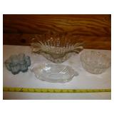 Vintage Art Glass Center Bowl & 3pc Glass Service