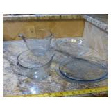 Pyrex & Oven Glass - Measuring Cups, Pie Dish, Etc