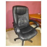 Rolling Swivel Executive Office Arm Chair