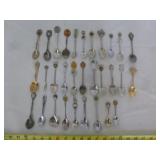 31pc Souvenir & Collector Spoons